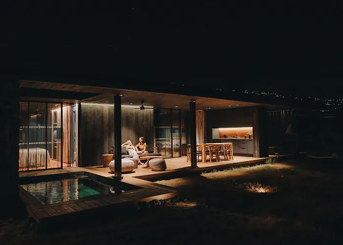 Wood Hotel & Spa